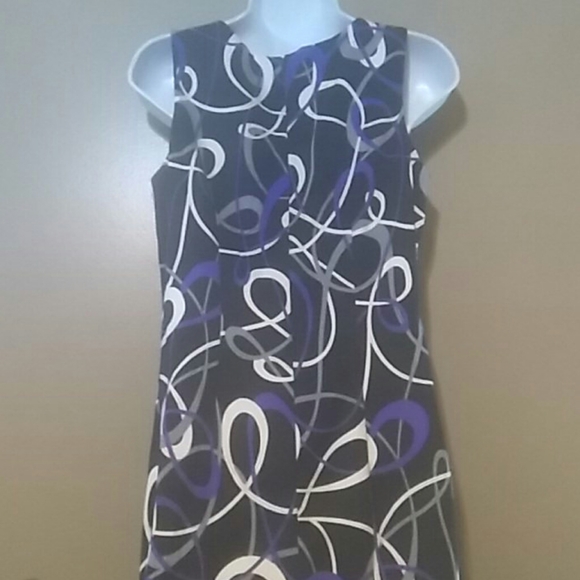 Dressbarn - Picture 2 of 3